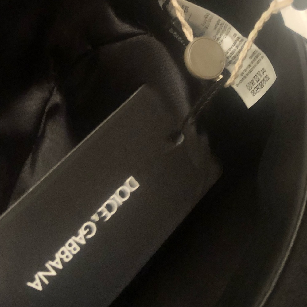 Dolce & Gabbana seductive and confident fedora hat: NWT never worn - Picture 6 of 6